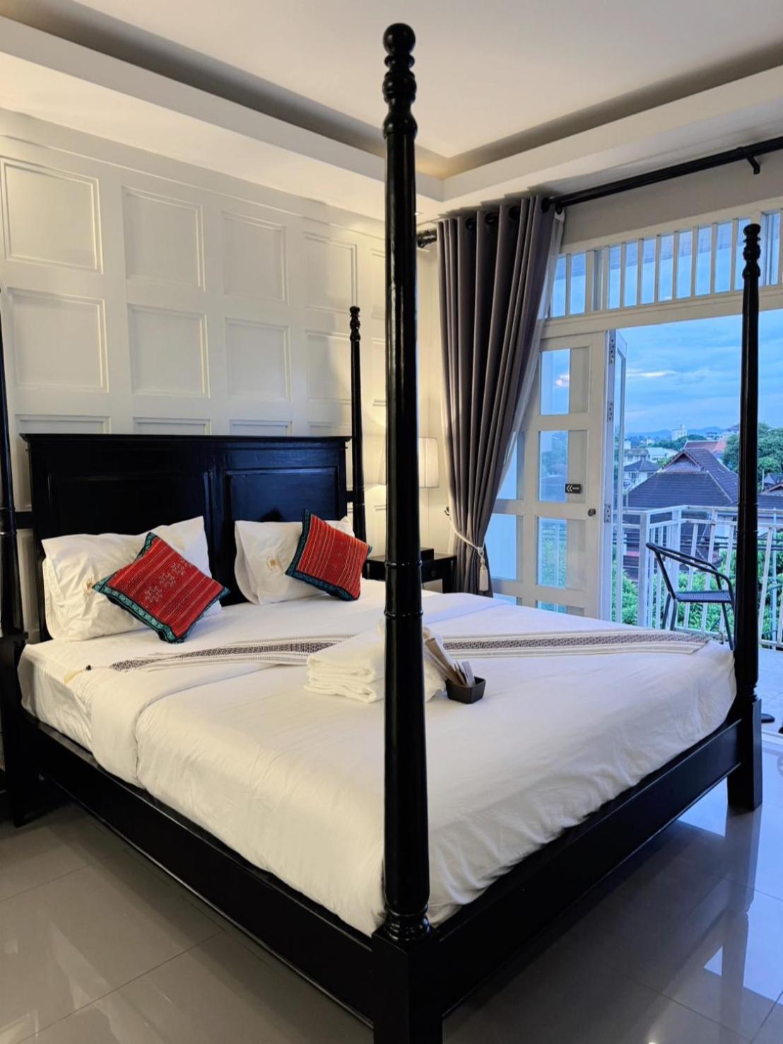 Wua Lai Boutique Hotel צ'יאנג מאי מראה חיצוני תמונה